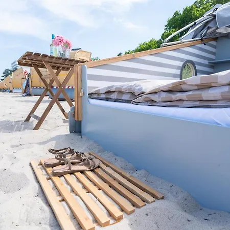 Luxury tent Schlafstrandkorb Nr. 4 *