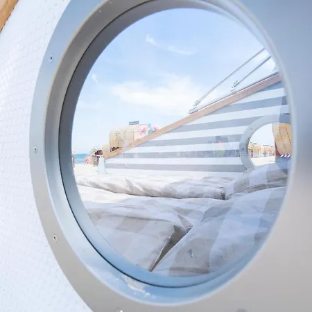 Schlafstrandkorb Nr. 4 Luxury tent *